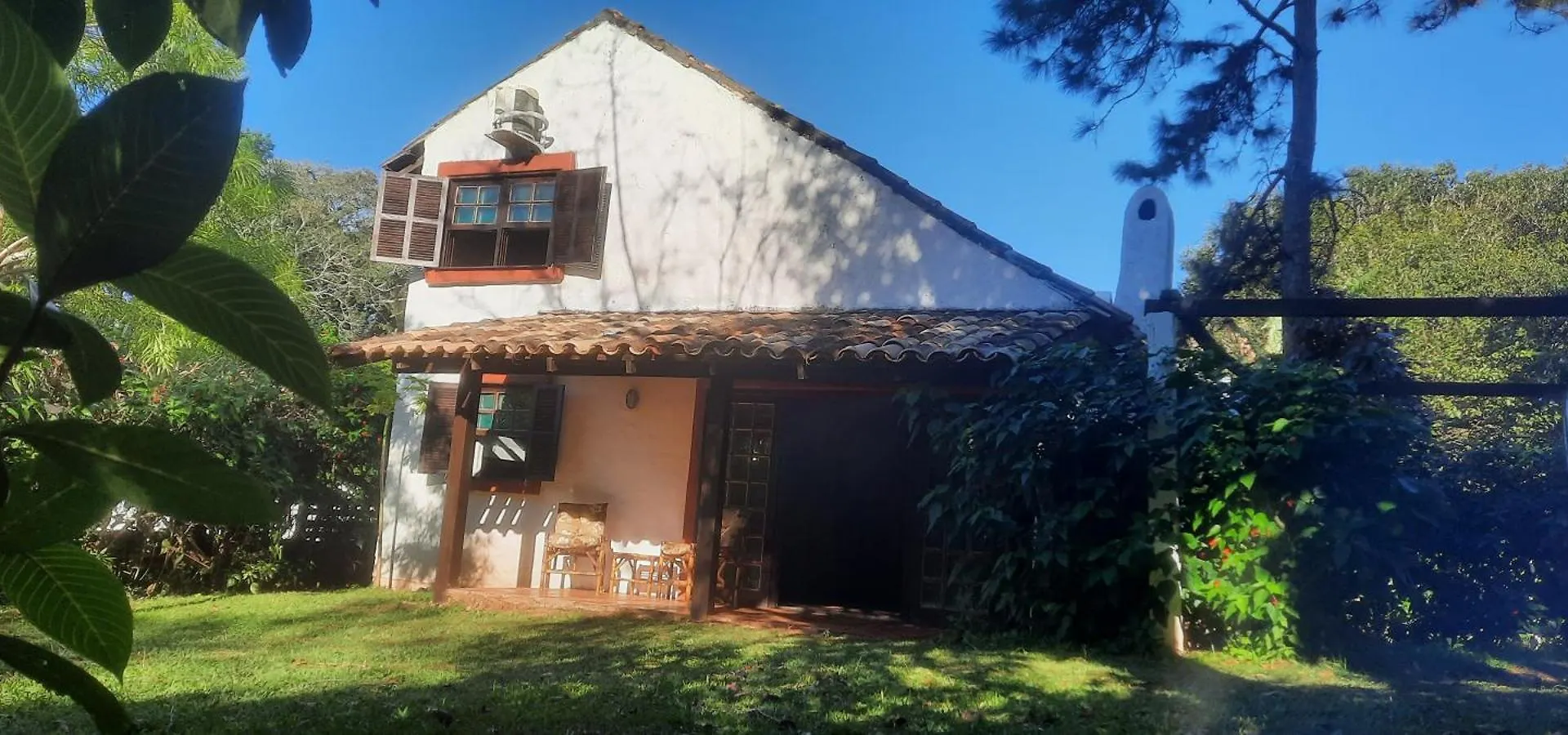 Tres Duplex No Meio Do Verde A 130 Metros Da Praia Da Lagoinha Florianopolis Brazil